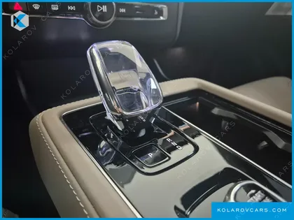 VOLVO XC90 T8 ULTRA DARK HYBRID