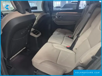 VOLVO XC90 T8 ULTRA DARK HYBRID