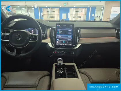 VOLVO XC90 T8 ULTRA DARK HYBRID