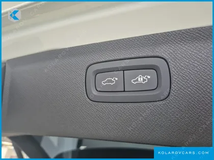 VOLVO XC90 T8 ULTRA DARK HYBRID