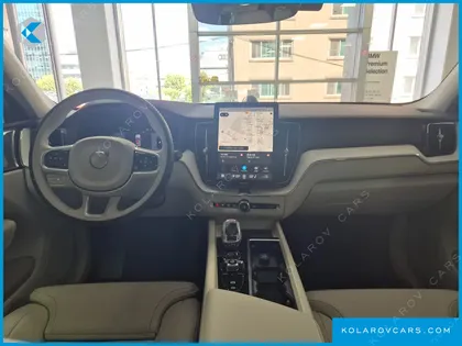 VOLVO XC60 T8 ULTRA BRIGHT