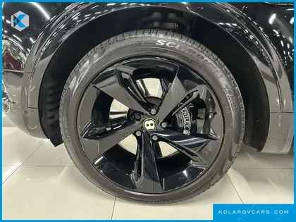 BENTLEY BENTAYGA 3.0 PLUG-IN HEV