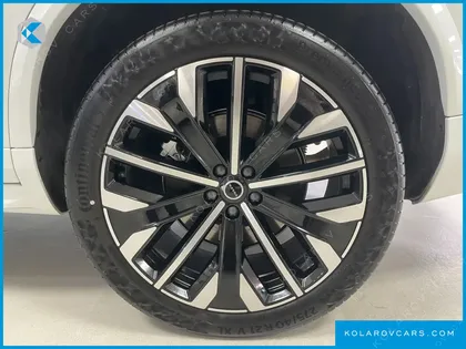 VOLVO XC90 T8 ULTRA BRIGHT HYBRID