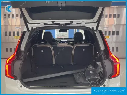 VOLVO XC90 T8 ULTRA BRIGHT HYBRID