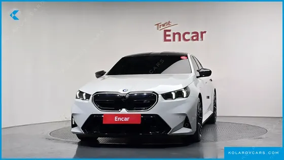 BMW M5 M5 SEDAN
