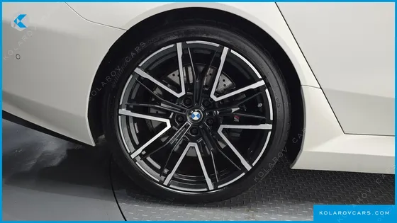 BMW M5 M5 SEDAN