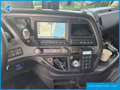 HYUNDAI EXCEED 10X4