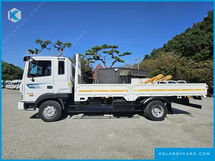 HYUNDAI MEGA TRUCK GOLD