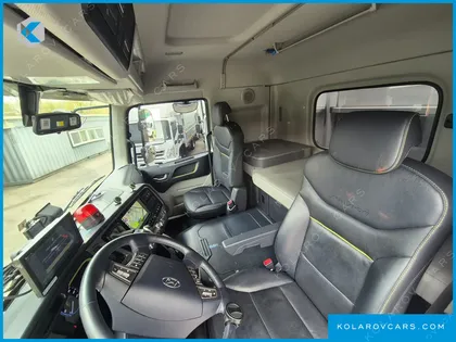HYUNDAI PAVIS PRESTIGE