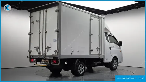 HYUNDAI PORTER II SUPER CABIN LPG