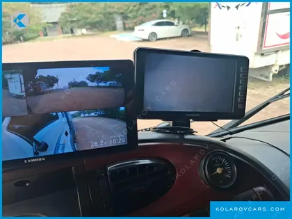 HYUNDAI MEGA TRUCK GOLD