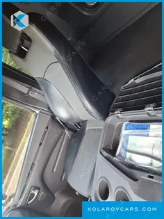 HYUNDAI MEGA TRUCK GOLD