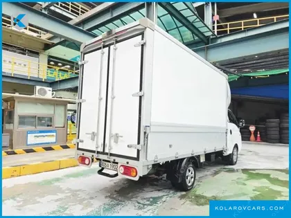 HYUNDAI PORTER II SUPER CABIN LPG