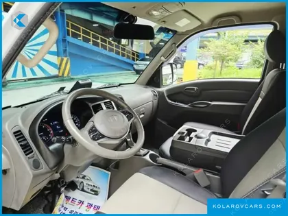 HYUNDAI PORTER II SUPER CABIN LPG