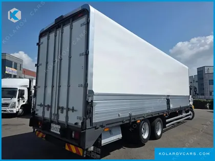 HYUNDAI MEGA TRUCK GOLD