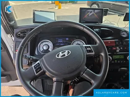 HYUNDAI MEGA TRUCK GOLD