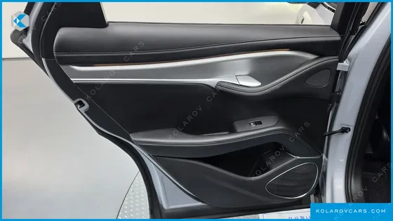 BYD SEALION 7 BASE