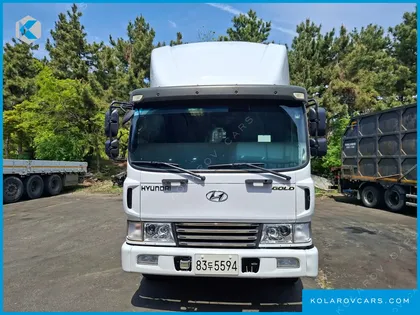 HYUNDAI MEGA TRUCK GOLD