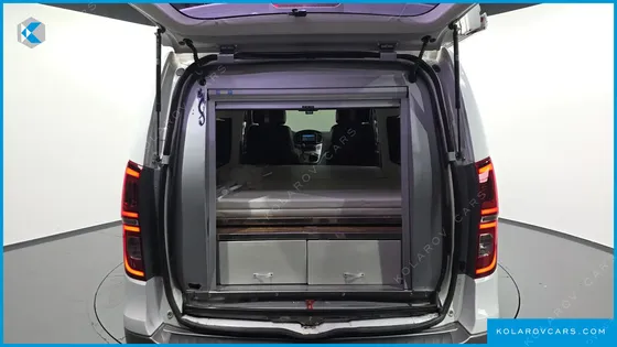 HYUNDAI GRAND STAREX NONE