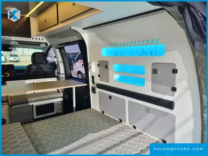 HYUNDAI STARIA NONE