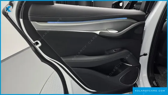 BYD SEALION 7 BASE
