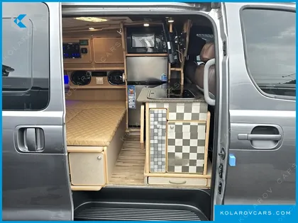 HYUNDAI GRAND STAREX NONE