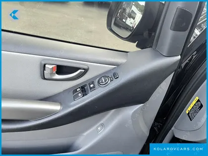 HYUNDAI GRAND STAREX NONE