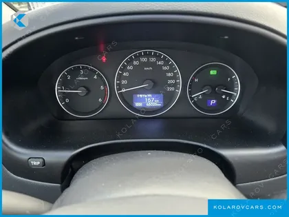 HYUNDAI GRAND STAREX NONE