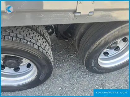 HYUNDAI MEGA TRUCK GOLD