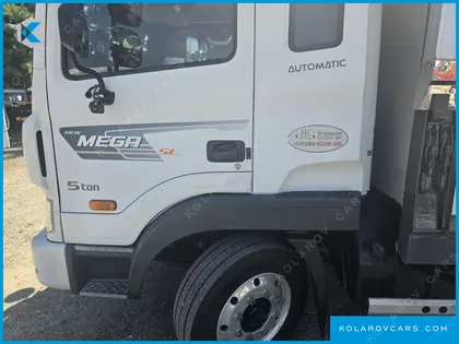 HYUNDAI MEGA TRUCK GOLD