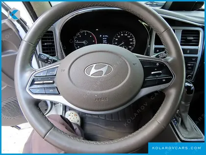 HYUNDAI PORTER II SUPER CABIN LPG