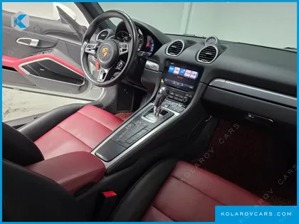 PORSCHE 718 2.0