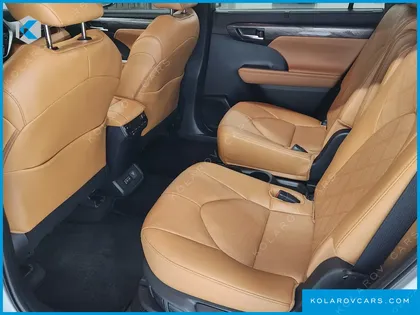 TOYOTA HIGHLANDER 2.5 4WD PLATIMUM
