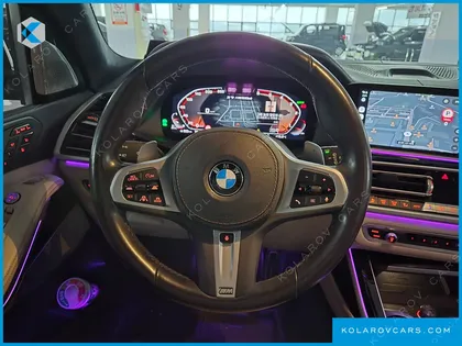 BMW X7 M50D