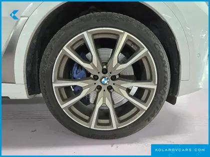 BMW X7 M50D