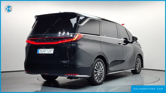 LEXUS LM 500H EXECUTIVE