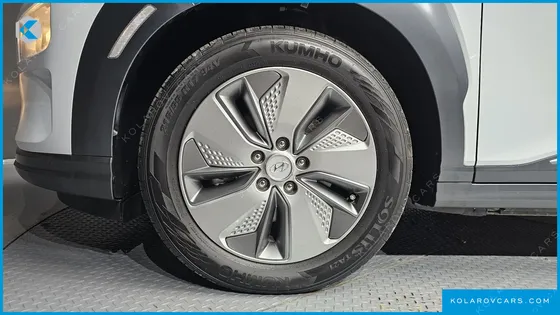 HYUNDAI KONA MODREN