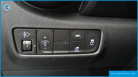 HYUNDAI KONA MODREN