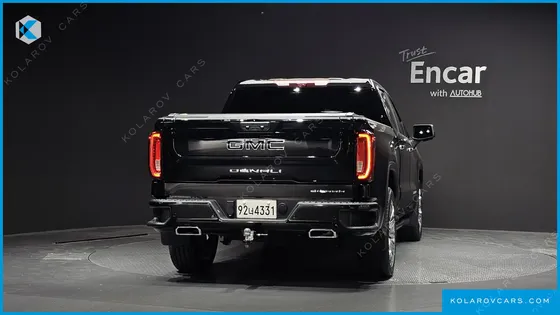 GMC SIERRA DENALI-X
