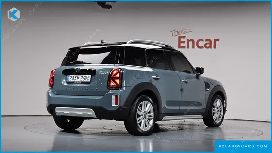 MINI COUNTRYMAN CLASSIC PLUS LAUNCH PACK