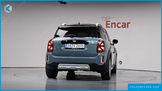 MINI COUNTRYMAN CLASSIC PLUS LAUNCH PACK