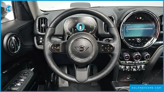 MINI COUNTRYMAN CLASSIC PLUS LAUNCH PACK
