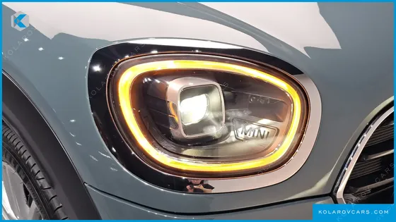 MINI COUNTRYMAN CLASSIC PLUS LAUNCH PACK