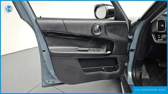 MINI COUNTRYMAN CLASSIC PLUS LAUNCH PACK