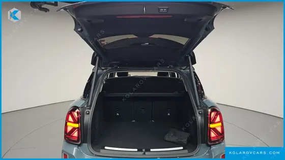 MINI COUNTRYMAN CLASSIC PLUS LAUNCH PACK