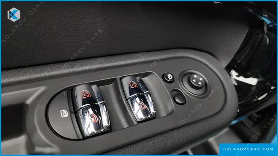 MINI COUNTRYMAN CLASSIC PLUS LAUNCH PACK
