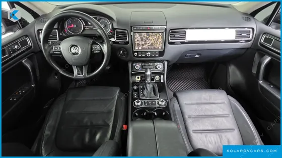 VOLKSWAGEN TOUAREG V6 3.0 TDI BLUEMOTION PREMIUM