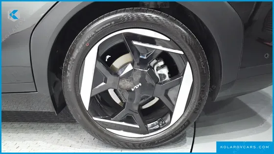 KIA EV4 LONG RANGE 2WD