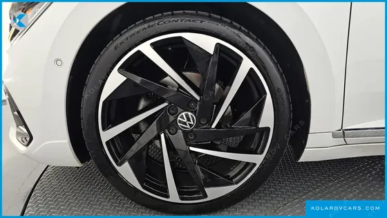 VOLKSWAGEN ARTEON 2.0 TDI R-LIINE 4MOTION