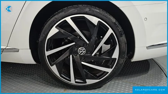 VOLKSWAGEN ARTEON 2.0 TDI R-LIINE 4MOTION